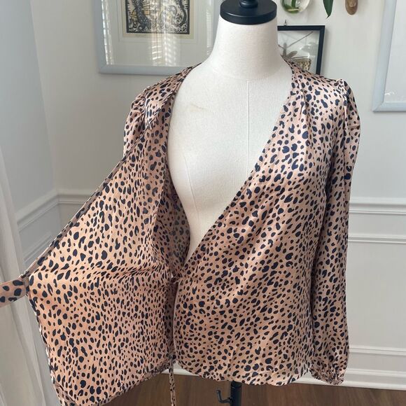 NWT Dress Forum Work To Weekend Leopard Satin Wrap Skirt Blouse M - Picture 9 of 11